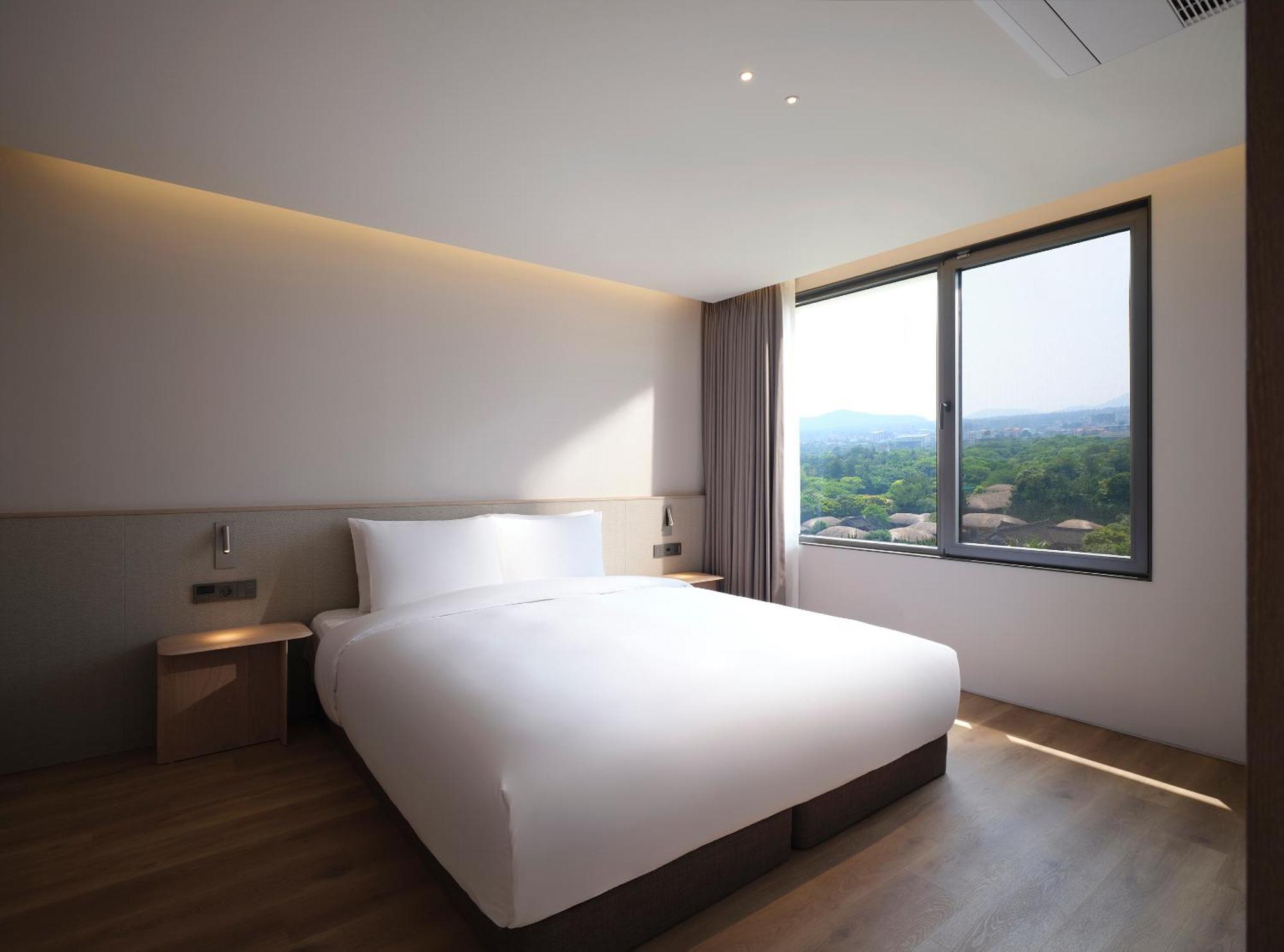 Haevichi Hotel & Resort Jeju Seogwipo Exterior foto